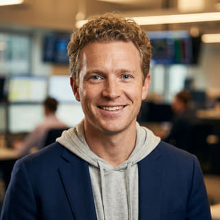 Ryan Brooks, Analista Principal de Trading en Medraencia