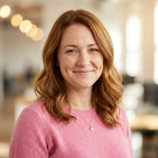 Emily Watson, directora del área de Atención al Cliente en Medraencia